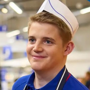 Tesco: Stronger Starts retail apprenticeships